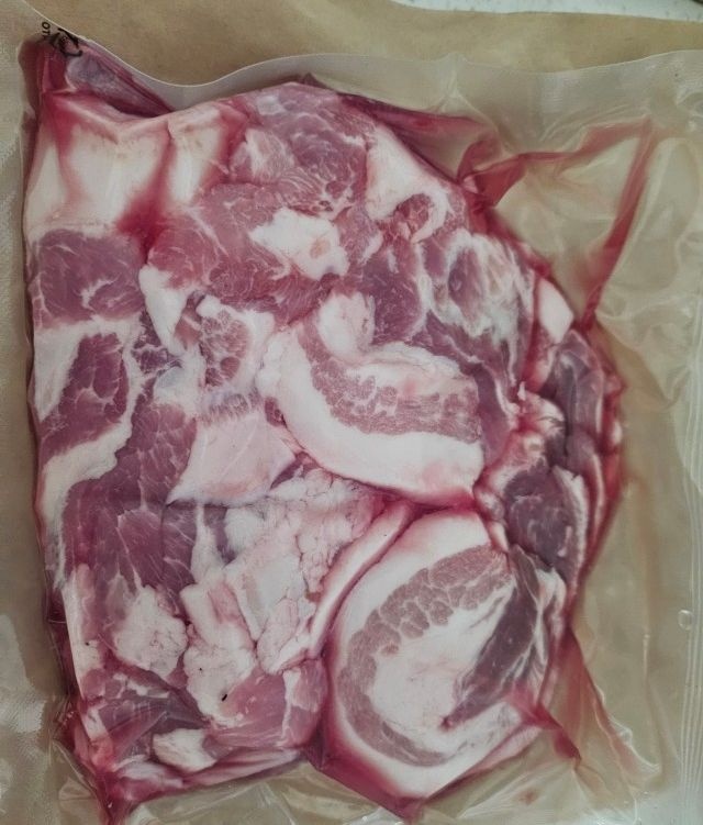 김해 돼지 뒷고기 모둠(500g), 가정용 1cm 내외(냉장), 2개