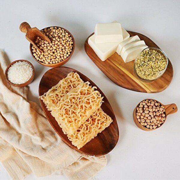 [하프클럽]쫄깃 생두부면 20인분 세트(두부면20+비빔소스10+멸치맛스프5+들기름간장비빔소스5)