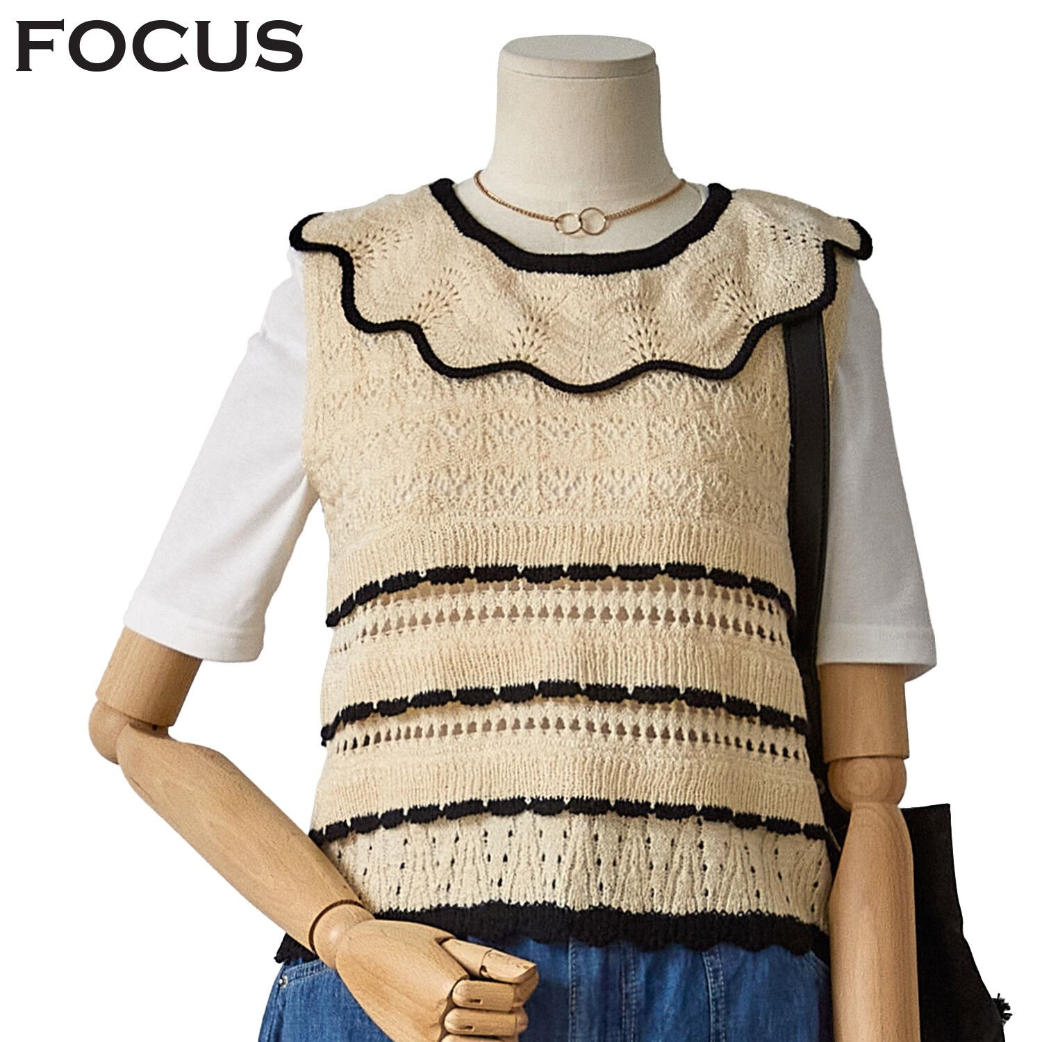 포커스 [모다아울렛][포커스]물결 띠 카라 니트 조끼 FM3E7VT0385_JK 전주김제점