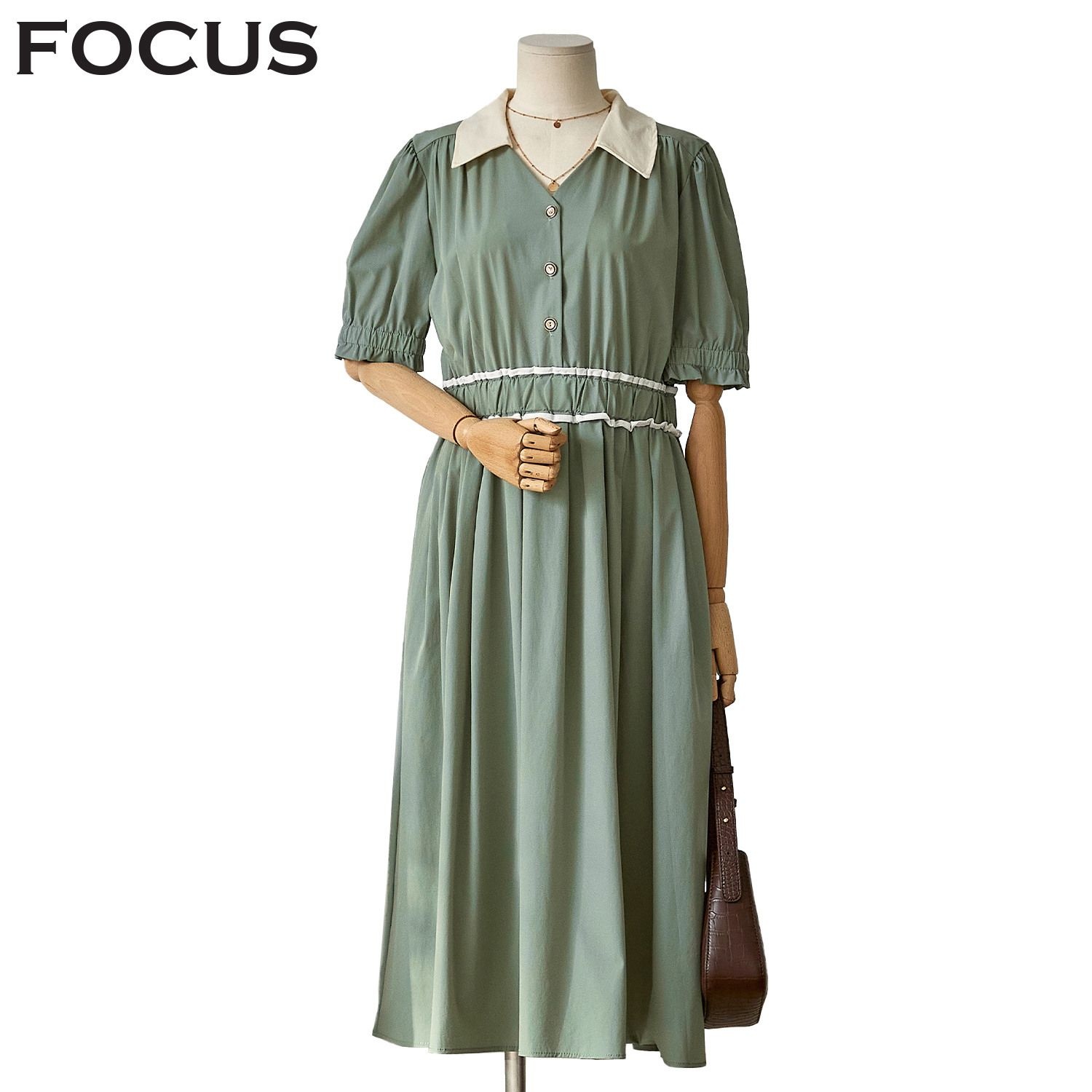 포커스 [모다아울렛][포커스]오픈카라 V넥 썸머 플레어 원피스FM3C7OP0240_JK 전주김제점