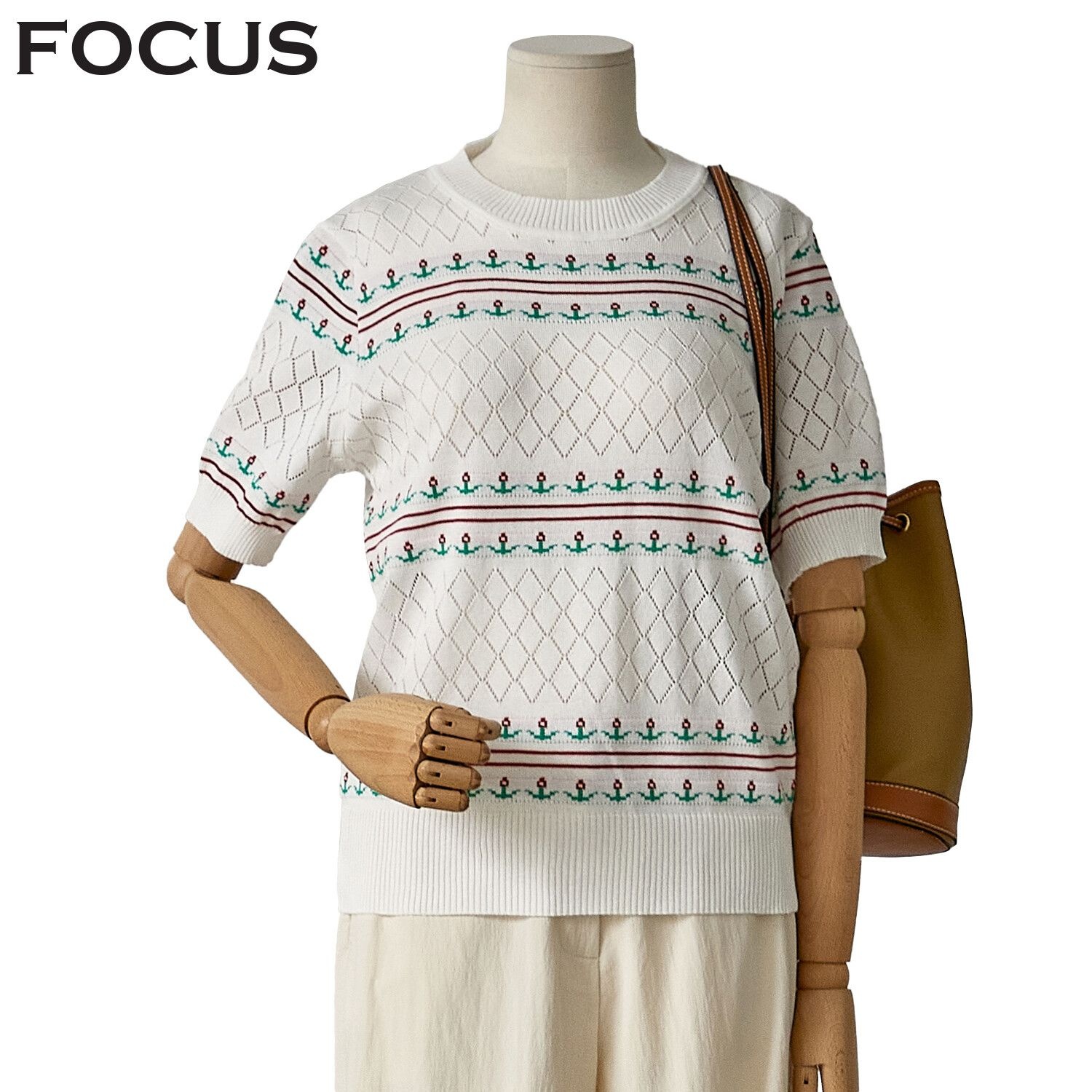 포커스 [모다아울렛][포커스]플라워 펀칭 니트 FM3E7KT3012_JK 전주김제점