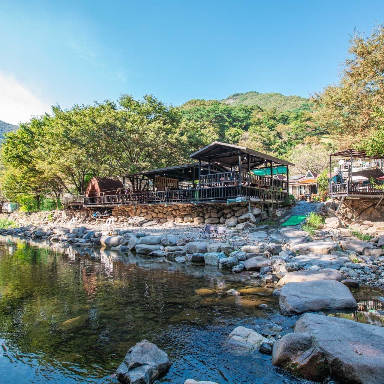 밀양 자연풍경펜션글램핑
