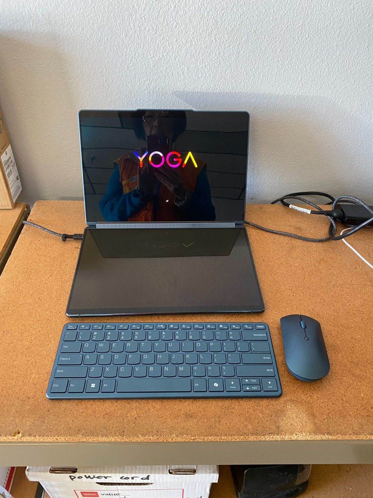 LENOVO 레노보 [세금포함] [정품] 요가book 9i 131MU9 듀얼 OLED 2.8K 13.3 터치 울트라7 (12core) 16gb 1tb 노트북 가벼운 가성비