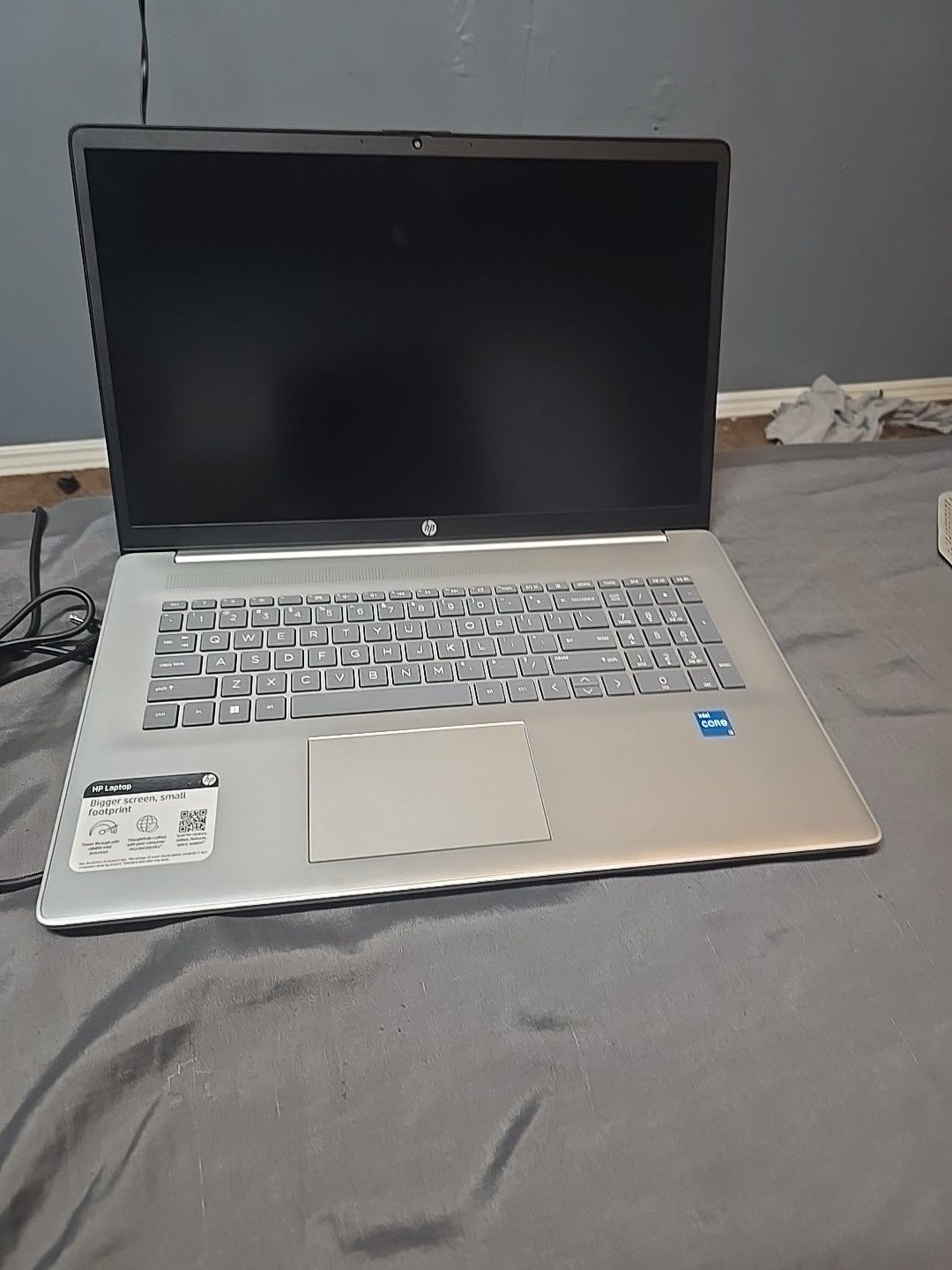HP 17.3 LAPTOP 랩탑 노트북, Intel Core i3-1125G4, 8GB 메모리, 512GB SSD 솔리드 스테이트 드라이브[세금포함] [정품], Windows 11