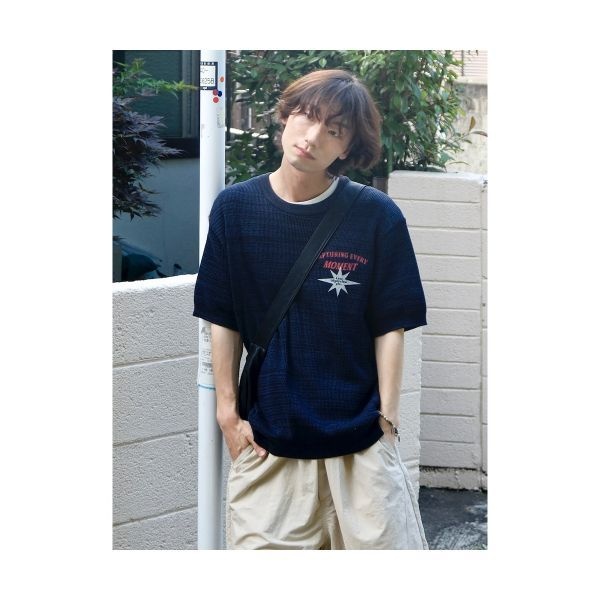 [국내매장정품] 에잇세컨즈 8SECONDS 미니 프린트 조직 반소매 니트 네이비 (264751CY1R) 264751CY1R 147414