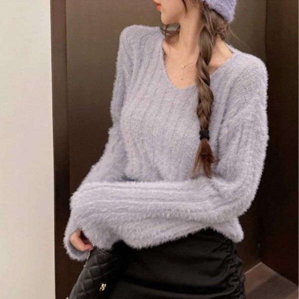 [하프클럽]MNO 우먼 시즌 여행 스타일링 주말데일리 오버핏 오버 실루엣 V넥 뜨개탑 코디루즈핏 여리여리 빅핏