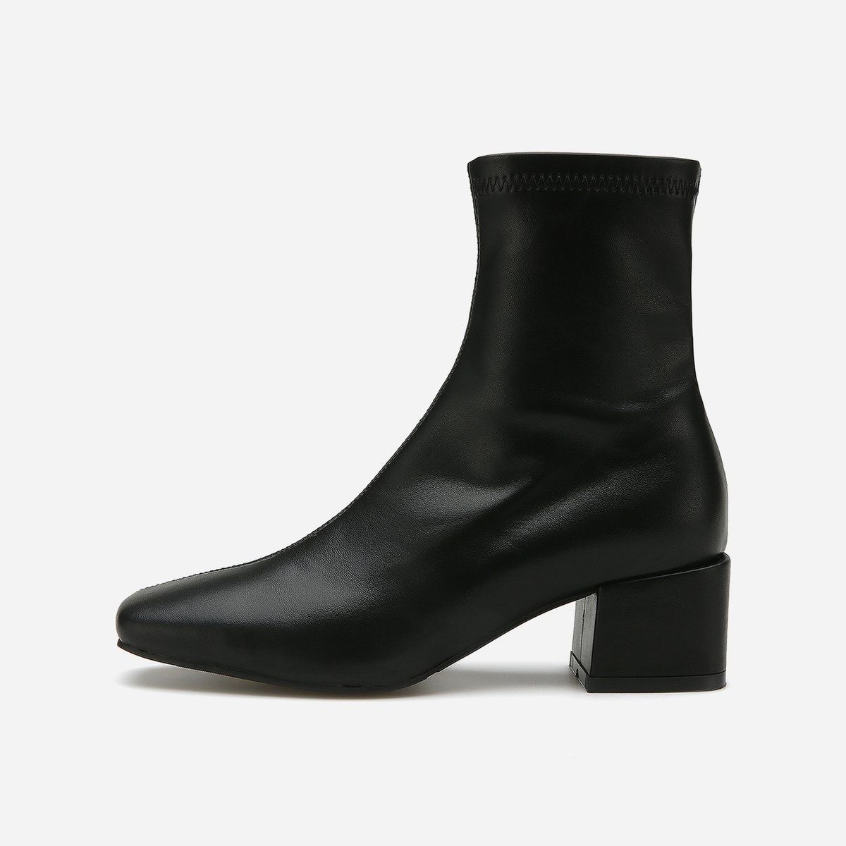 솔트앤초콜릿 걸스데이 유라 착용 스퀘어 토 커브 라인 스판 앵클부츠 412346027 5cm/2colors