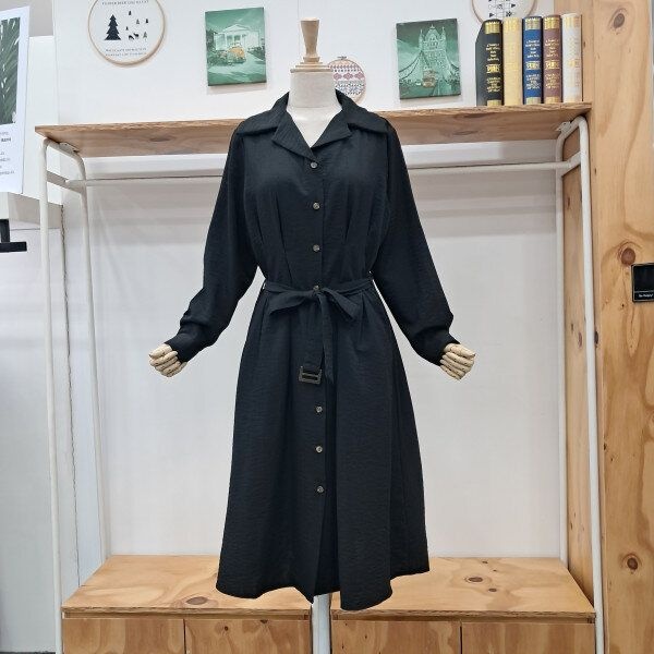 [L'ECCOVE]레코브 [모다아울렛][레코브]오픈카라핀턱원피스LC61D9OP569BBK_YS 양산점