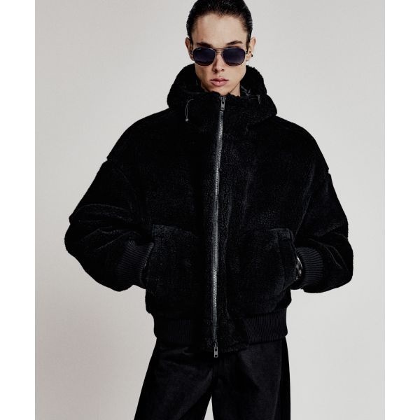 LMOOD [엘무드] 스키퍼키 시어링 후드 점퍼 블랙