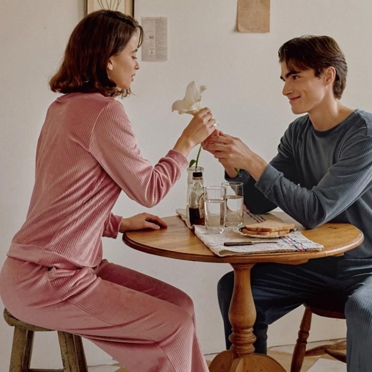 비너스 [패션플러스][비너스]비너스(정상) 비너스 따듯하고 포근한 벨로아 솔리드 상의 남성 홈웨어 상의_K VEV3875M_T