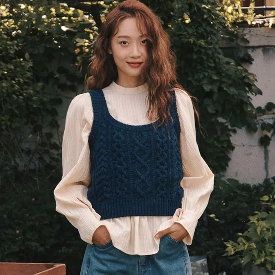 [젤라비착용] 반하이넥 블라우스_V216MSH104W