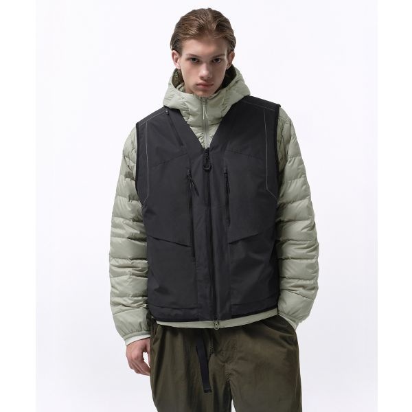 무신사 스탠다드 MUSINSA STANDARD 시티 레저 스티치 브이 넥 패디드 베스트 다크 그레이 MMEUV9C03-DG 951698