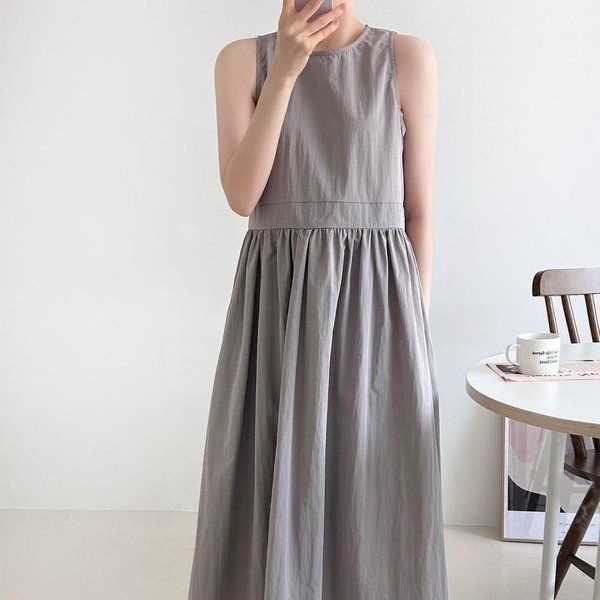 [옷자락] 여자 뒷버튼 셔링 플레어 민소매 바스락 롱원피스843801