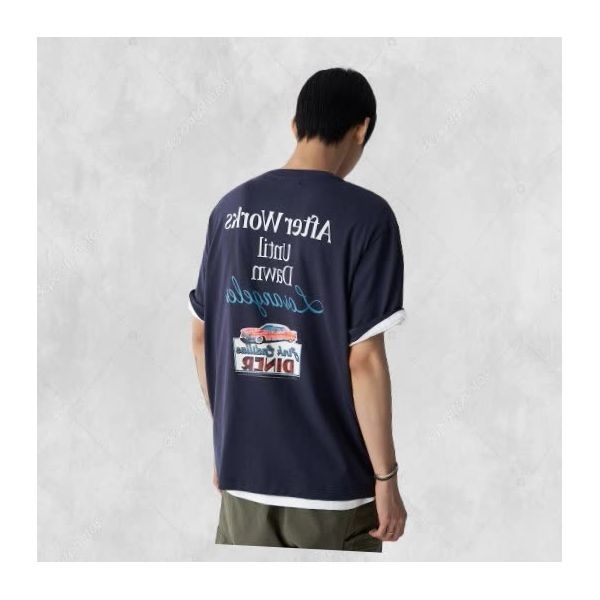 [8SECONDS]에잇세컨즈 드라이브 오브제 그래픽 반소매 티셔츠 - 네이비 221988 FE5328857-E2B