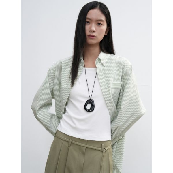 제너럴아이디어 GENERALIDEA UNI 레귤러핏 옥스포드 스트라이프 셔츠 [OLIVE] SBE3U03001 SBE3U03001OLW 222521