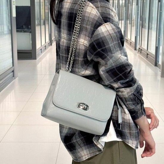 아트박스/베리콕 천연소가죽 고급 체인 숄더백 여성 실버 크로스백