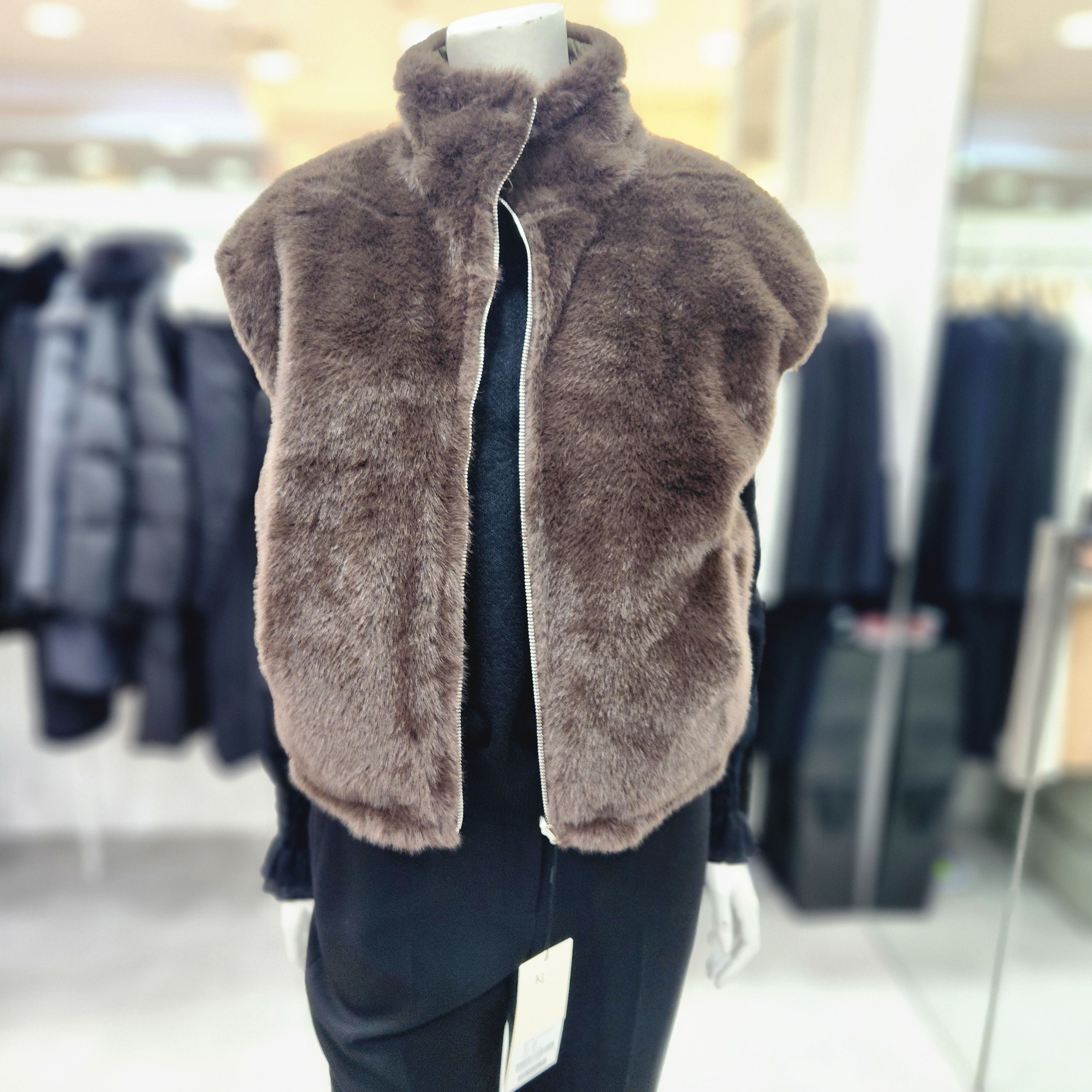 [모다아울렛][KL]페이크퍼양면베스트 KTVTPL2200_DG 대구점