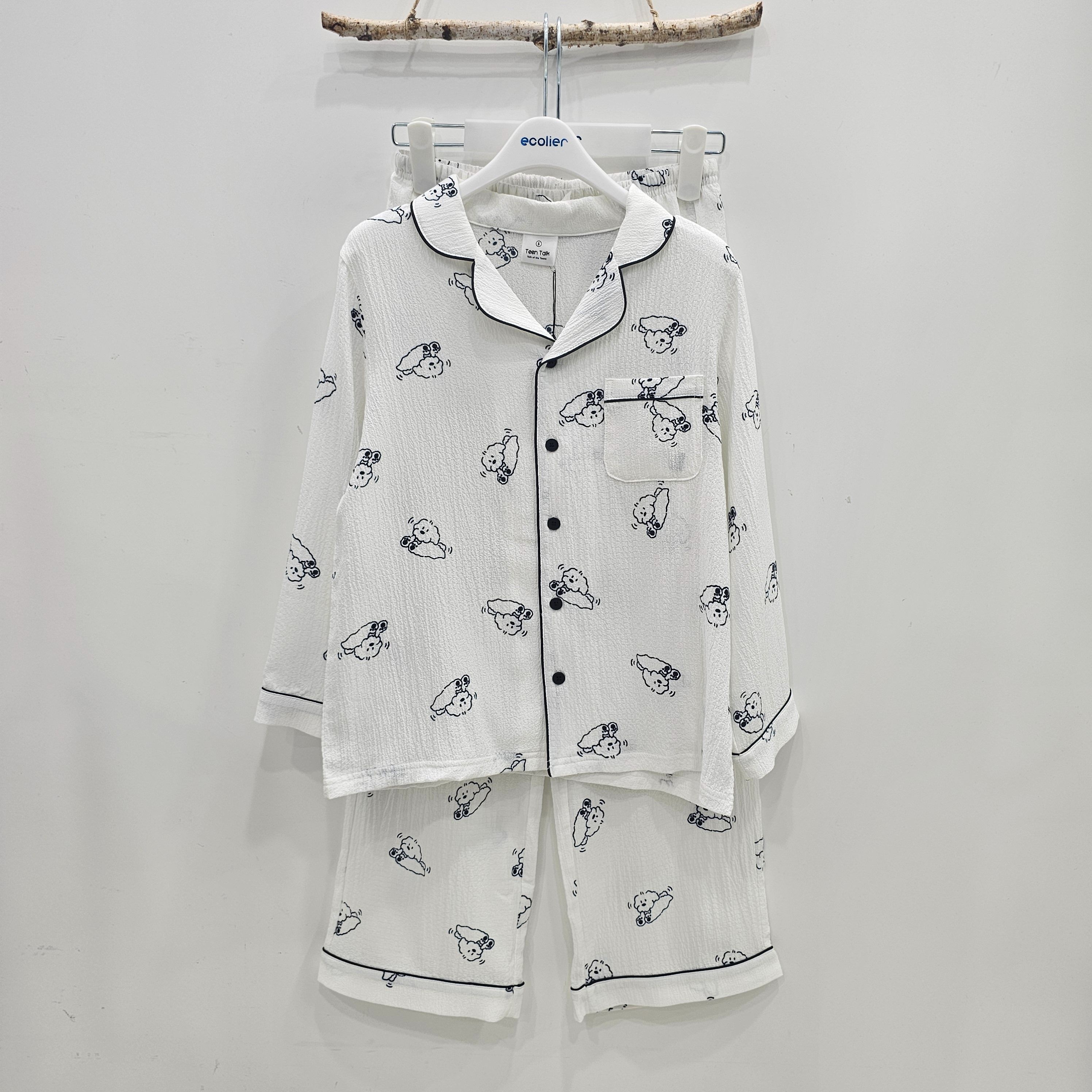 에꼴리에 [모다아울렛][에꼴리에][시흥모다] 에꼴리에 주니어 댕댕이 소프트 파자마 세트 26OP751_SH 시흥점