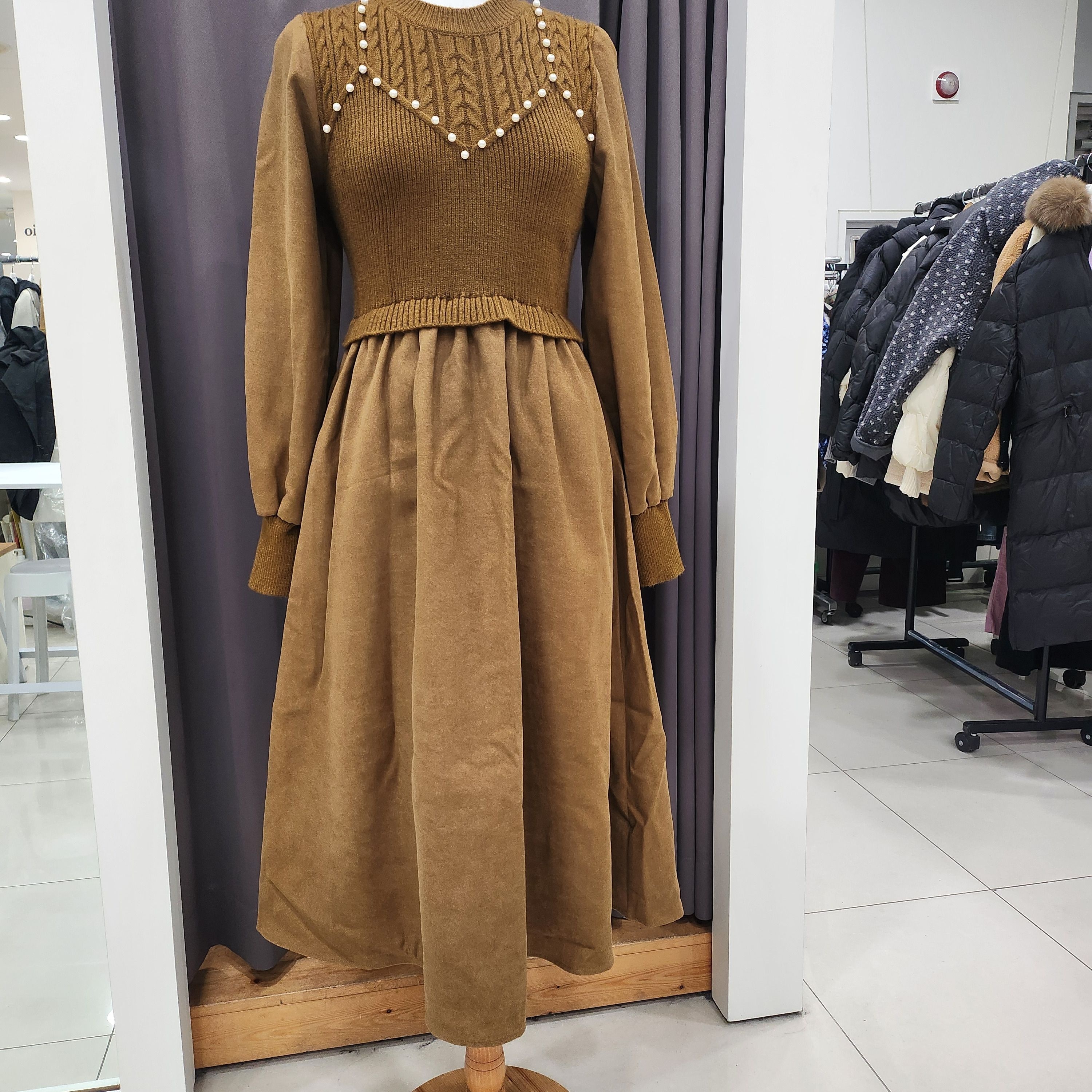 포커스 [모다아울렛][포커스]진주꽈 코듀로이 원피스_FW4J3OP3109 양산점