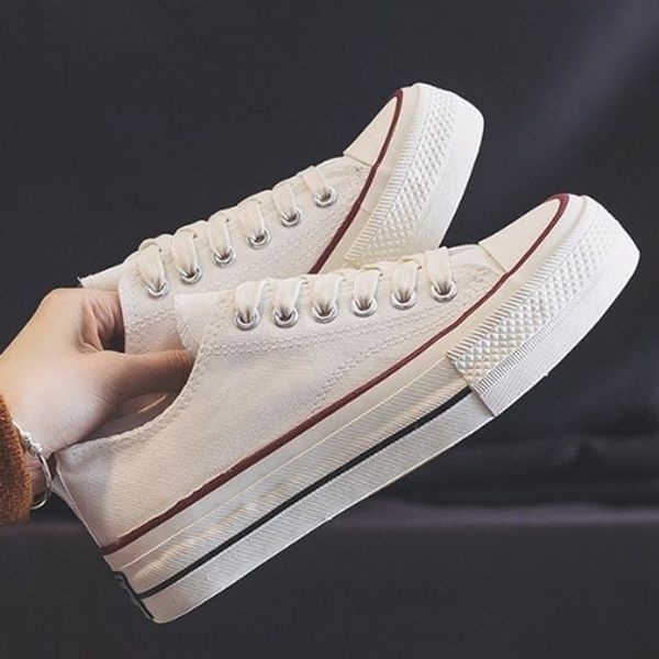 [하프클럽]모노무드 2컬러 여성 캐주얼 데일리슈즈 대학생 필수템 로우스