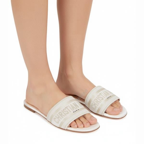 DIOR 디올 DWAY 뮬 슬리퍼 (KCQ855SBX 49K)