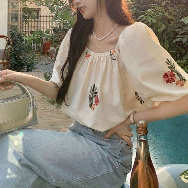 [모노무드] MNO 플로럴 셔츠 여성 오픈숄더 트렌드아이템벌룬소매 티탑 시그니처