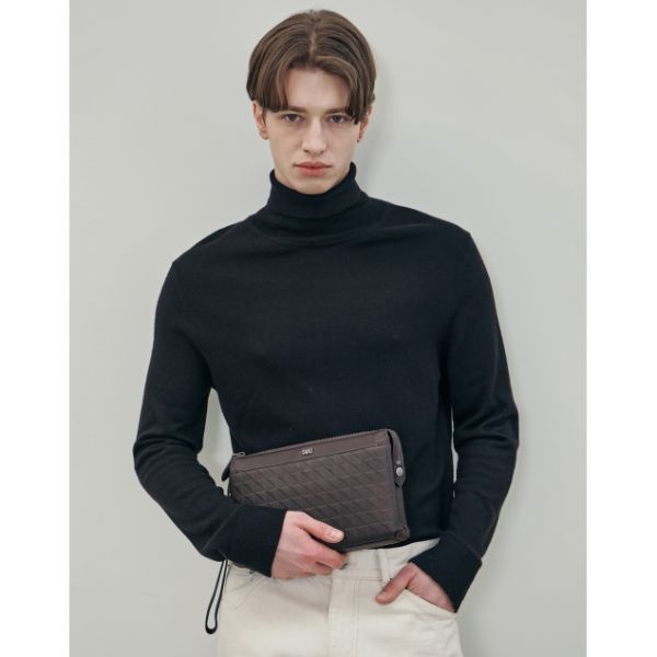 닥스 브라운 패턴 소가죽 그립백_DBBA6E242W3