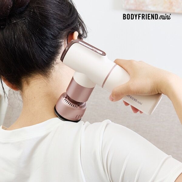 바디프랜드 미니 협력업체 [바디프랜드 미니] 차은우 PICK 냉온 마사지건 (정상가  194,000원)