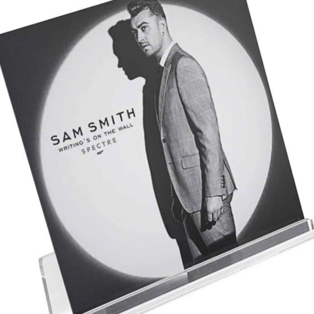 조영 CD거치대 수납장 아크릴 벽걸이 전시대 LP 거치대 수납 1+1 1WC542CE0 투명