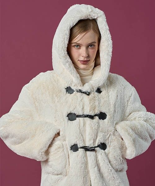 &lt;&lt;매장정품&gt;&gt; koleat [밍크 ver.] 후드 오버핏 떡볶이 더플 누빔 무스탕 자켓 [Ivory] 비건 퍼 ver.