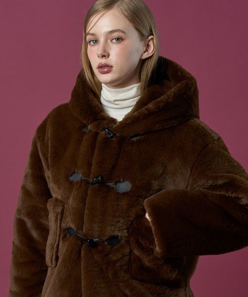 &lt;&lt;매장정품&gt;&gt; koleat [밍크 ver.] 후드 오버핏 떡볶이 더플 누빔 무스탕 자켓 [Brown] 비건 퍼 ver.