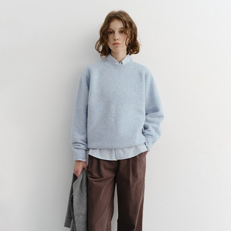 던스트 기은세 UNI SHAGGY DOG SWEATER SOFT BLUE_UDSW5D128B1