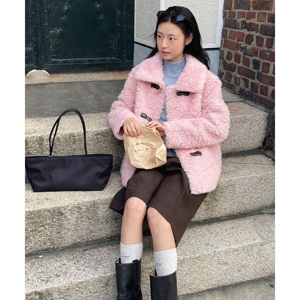 셀렙샵 에디션 CELEBSHOP EDITION 무스탕 [12월 13일 배송] 25FW 호주산 양모 100 시어링 하프코트