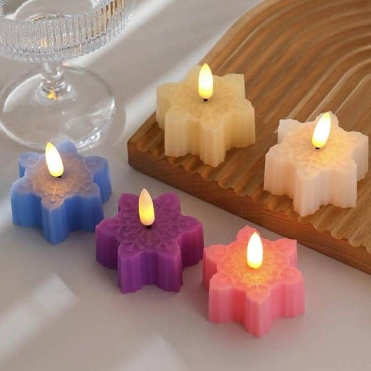 눈꽃 형상을 구현한 장식용 제품 장소에 따라 로맨틱한 감성 겨울철 이벤트 크리스마스 장식