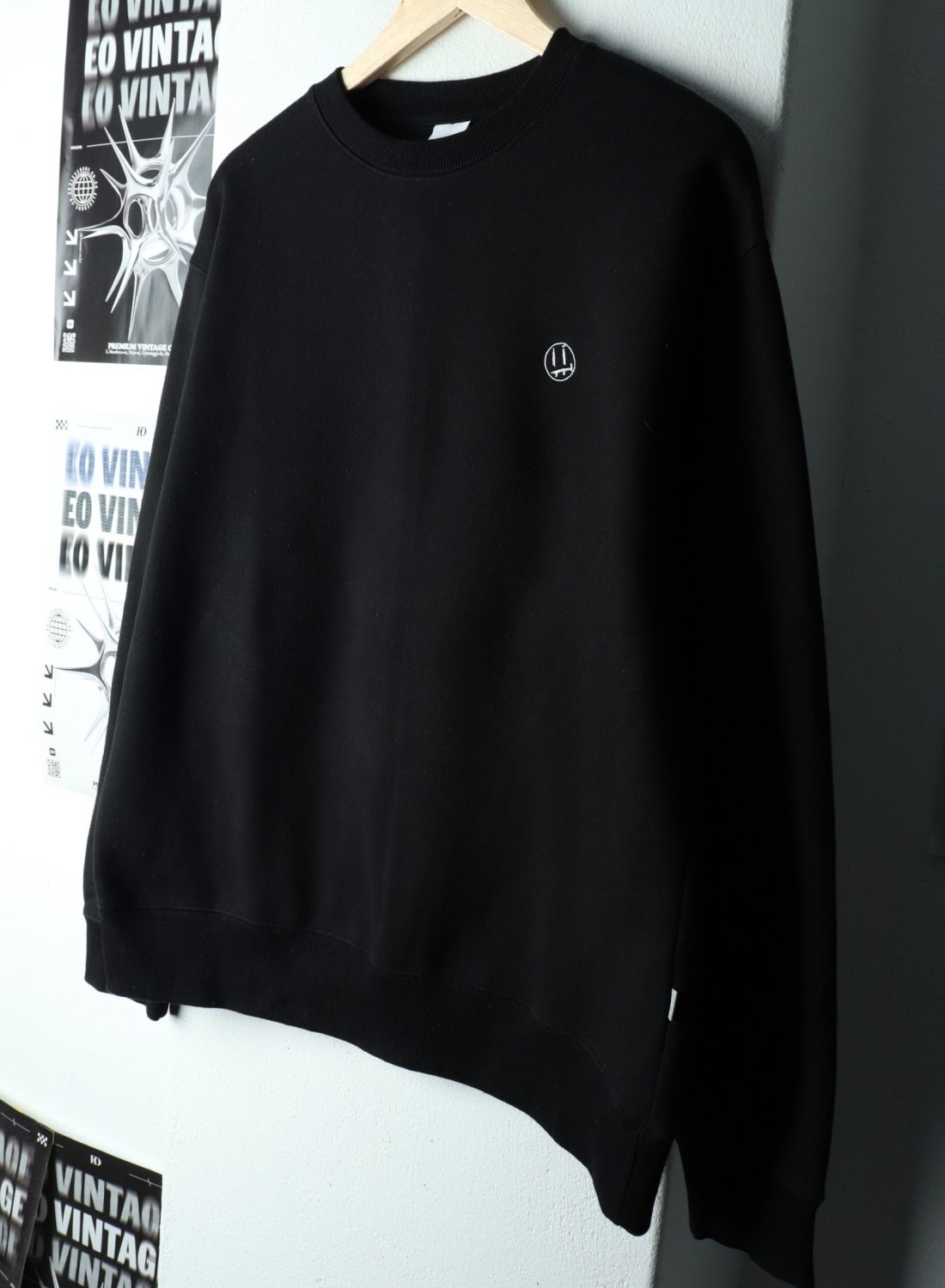 (L)잇터 맨투맨 티셔츠 블랙 기모 올드스쿨94