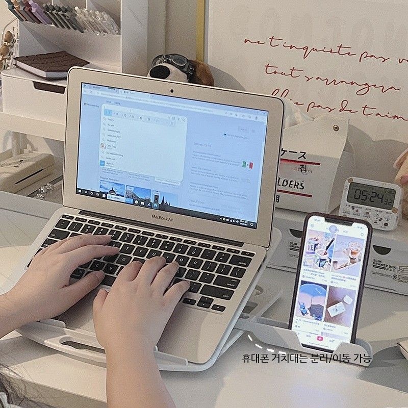 [해외] 끄롱마제 노트북 휴대용 알루미늄 스탠드 접이식 높이조절 회전 쿨링 거치대 회전 가능 초경량 디자인 데스크탑