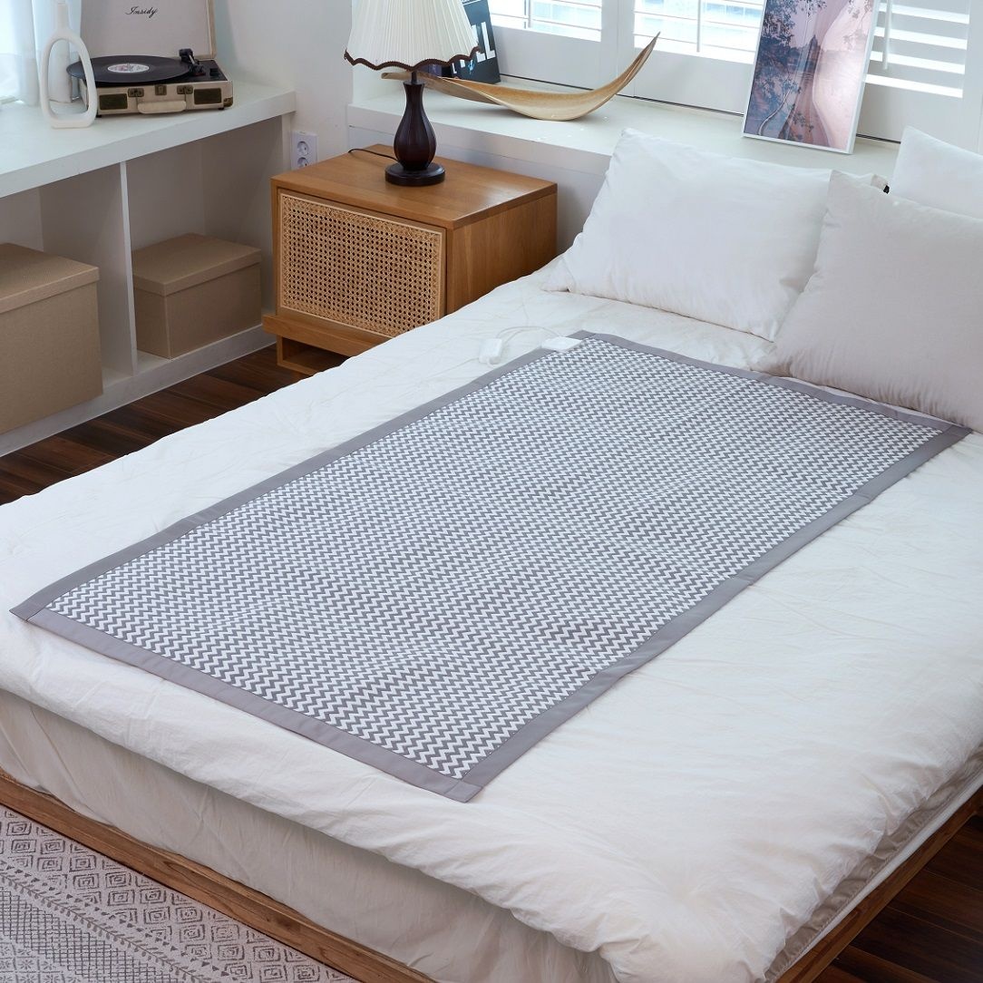 닥터스 탄소사매트 싱글 프리볼트 리얼 탄소섬유 DC전기온열카본매트 캠핑용 장판 1인용 해외여행 110V 사용가능