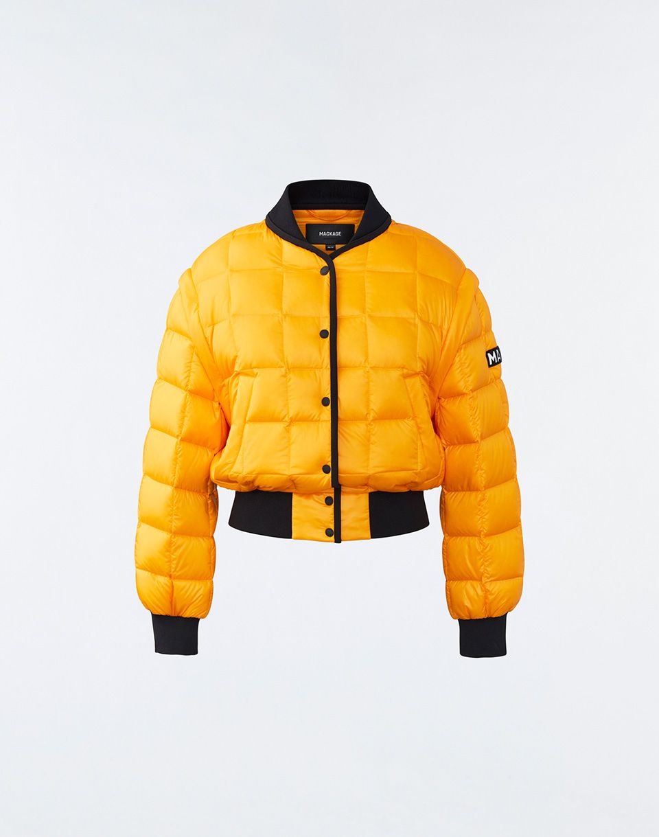 [롯데백화점] 맥케이지 ANI-C2 (애니 C2) 여성2IN1 봄버점퍼 LE1220299153