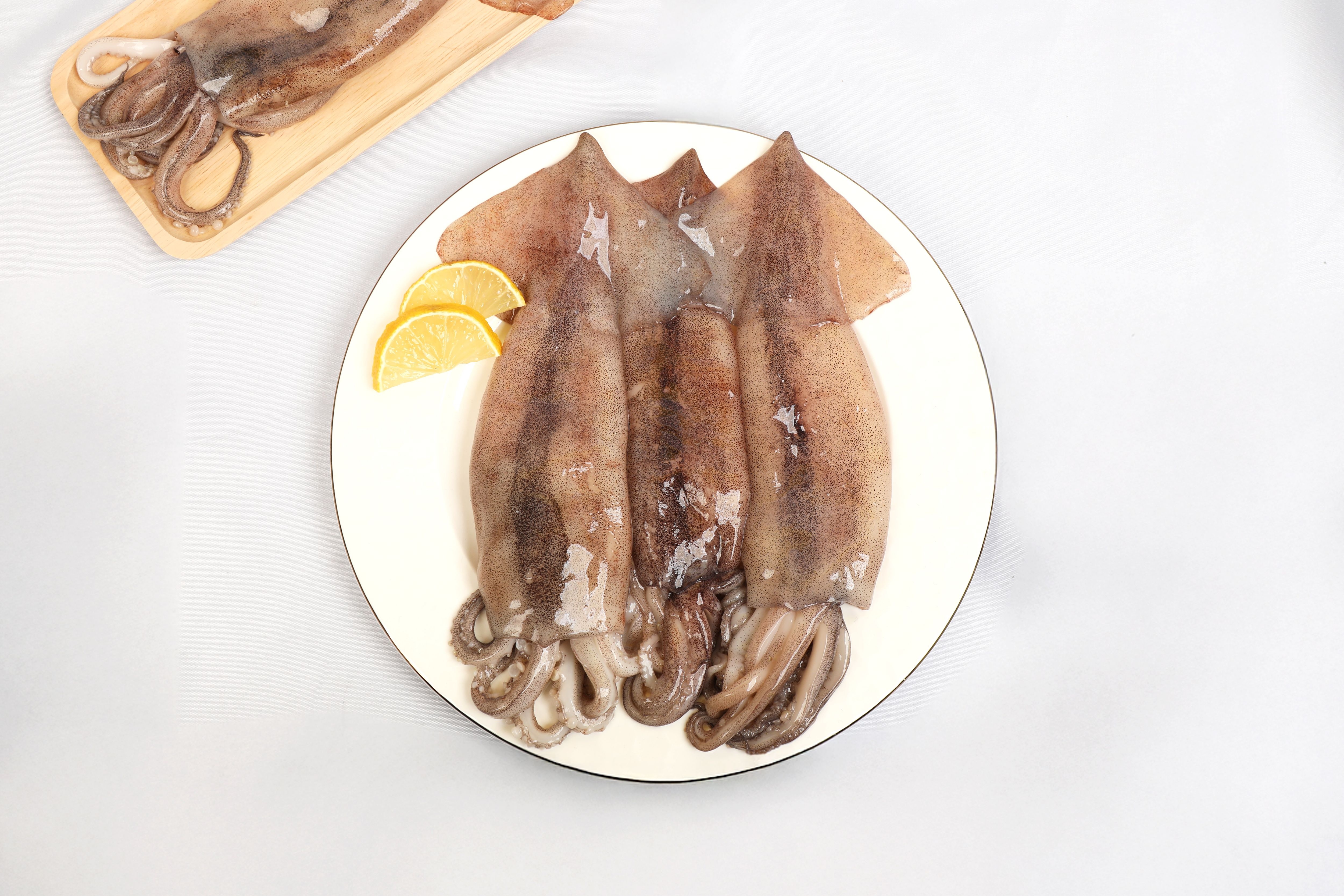 거산수산 (현대Hmall) [미식한가] 원양산 냉동 손질 통오징어 (팩당 350g 내외) 2미 x 3팩