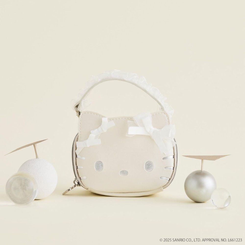 BRILMY [해외] 브릴미 x 헬로키티 콜라보 한정판 화장품파우치 화이트 BRILMY 일본잡지부록