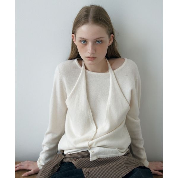 아위 AHWE HALTER SLIT KNIT_IVORY XAFW0WSW100_130 2827058