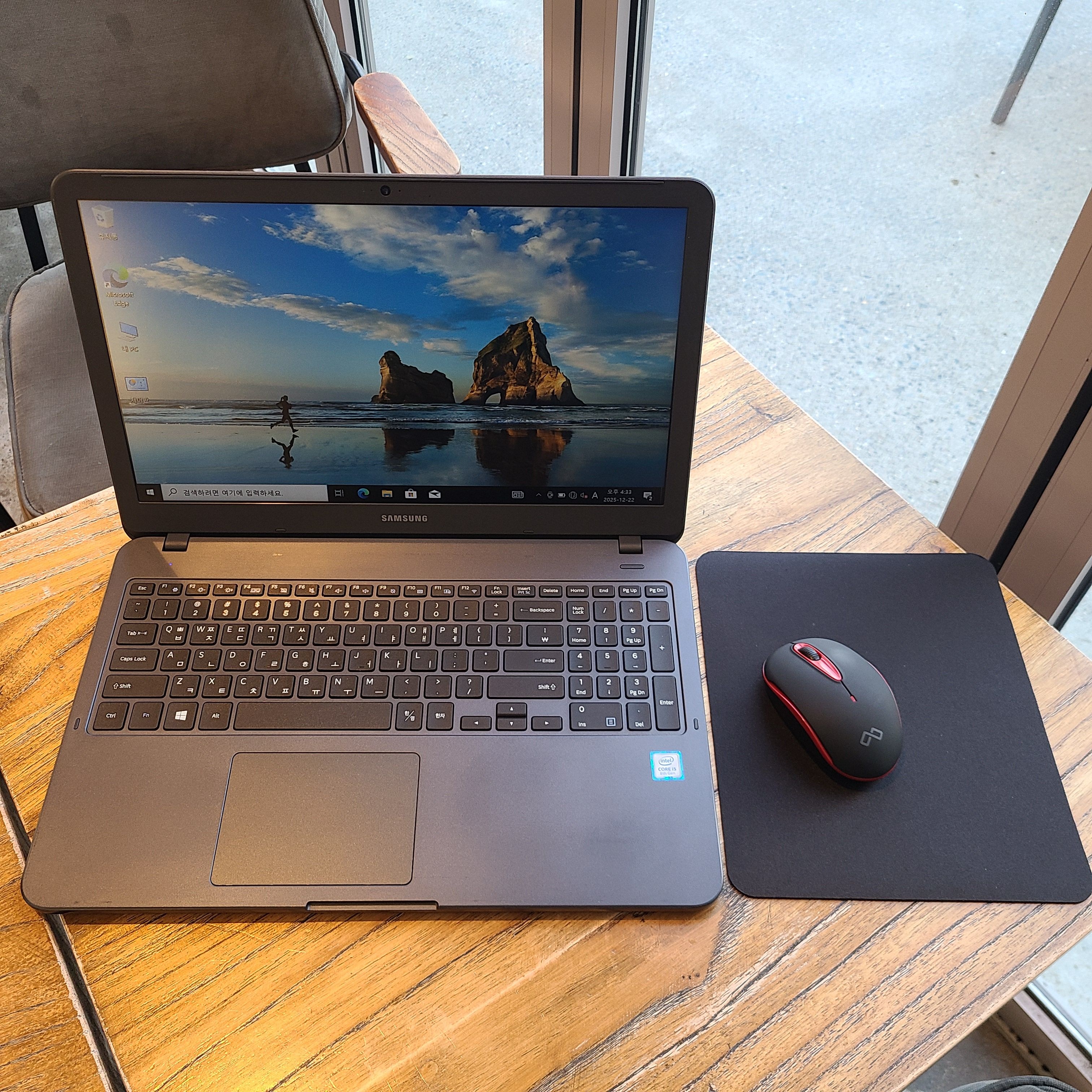 중고노트북 삼성 i5 8세대 NT551EBE 사무용 가정용 노트북