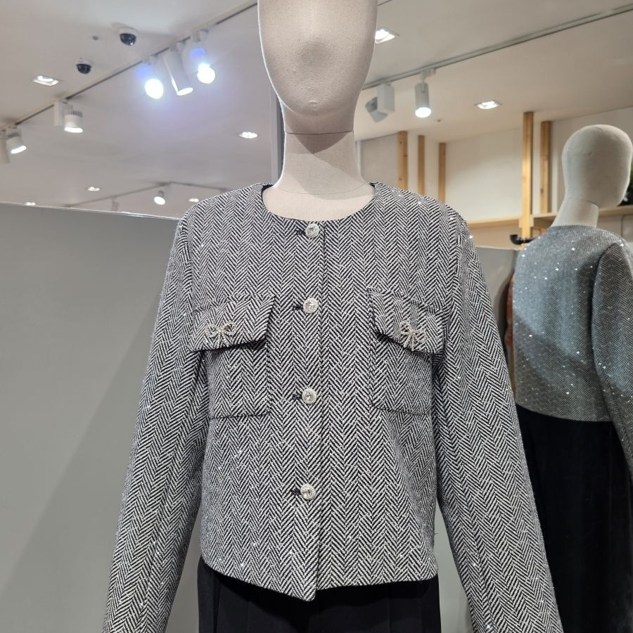 르니앤맥코이 [AK수원점] [르니앤맥코이] MM04JK603HJX 실버 샤이닝 큐빅 단추 쟈켓