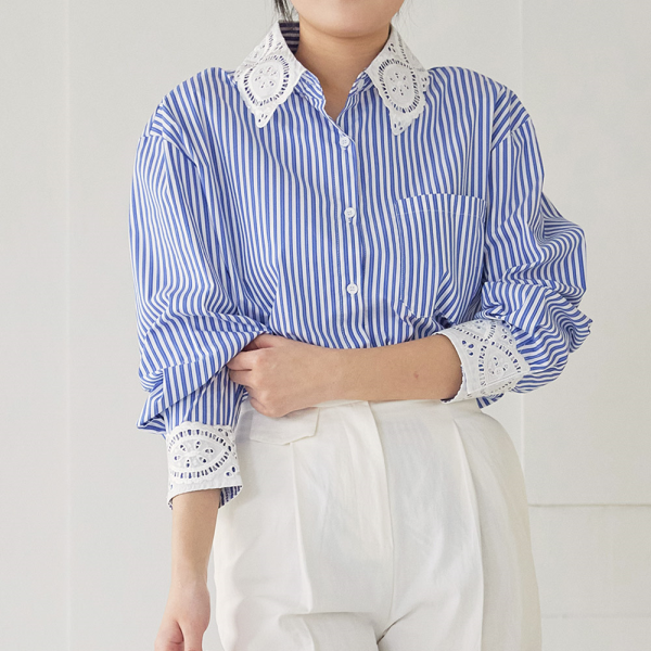 [드마리쥬] 여성스러운 레이스카라 스트라이프셔츠(DE4B1BL01)