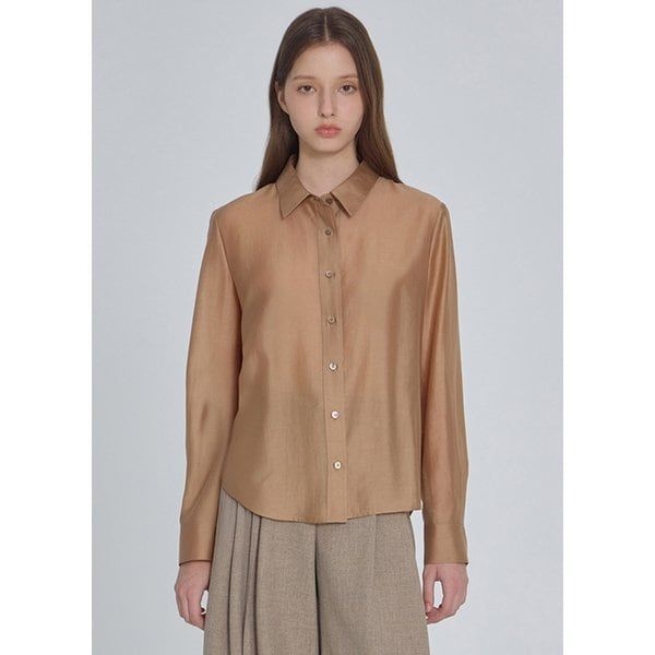 잇미샤 <매장정품> it MICHAA 잇미샤 시어 로고 자수 셔츠 (ITP9WBL720) 864611