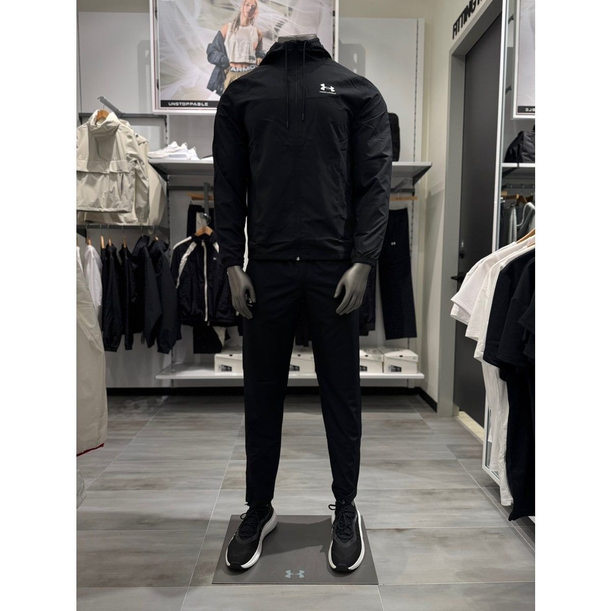 <매장정품> 언더아머 남성 UA 라이벌 우븐 윈드브레이커 바람막이 팬츠 세트 1361621-1390150 75228