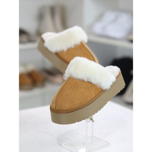 [패션플러스][와폰]바이로쏘 세이브존03 퍼 트리밍 5.0cm 통굽 슬리퍼 (BY)23S10924AF2W (11594849)