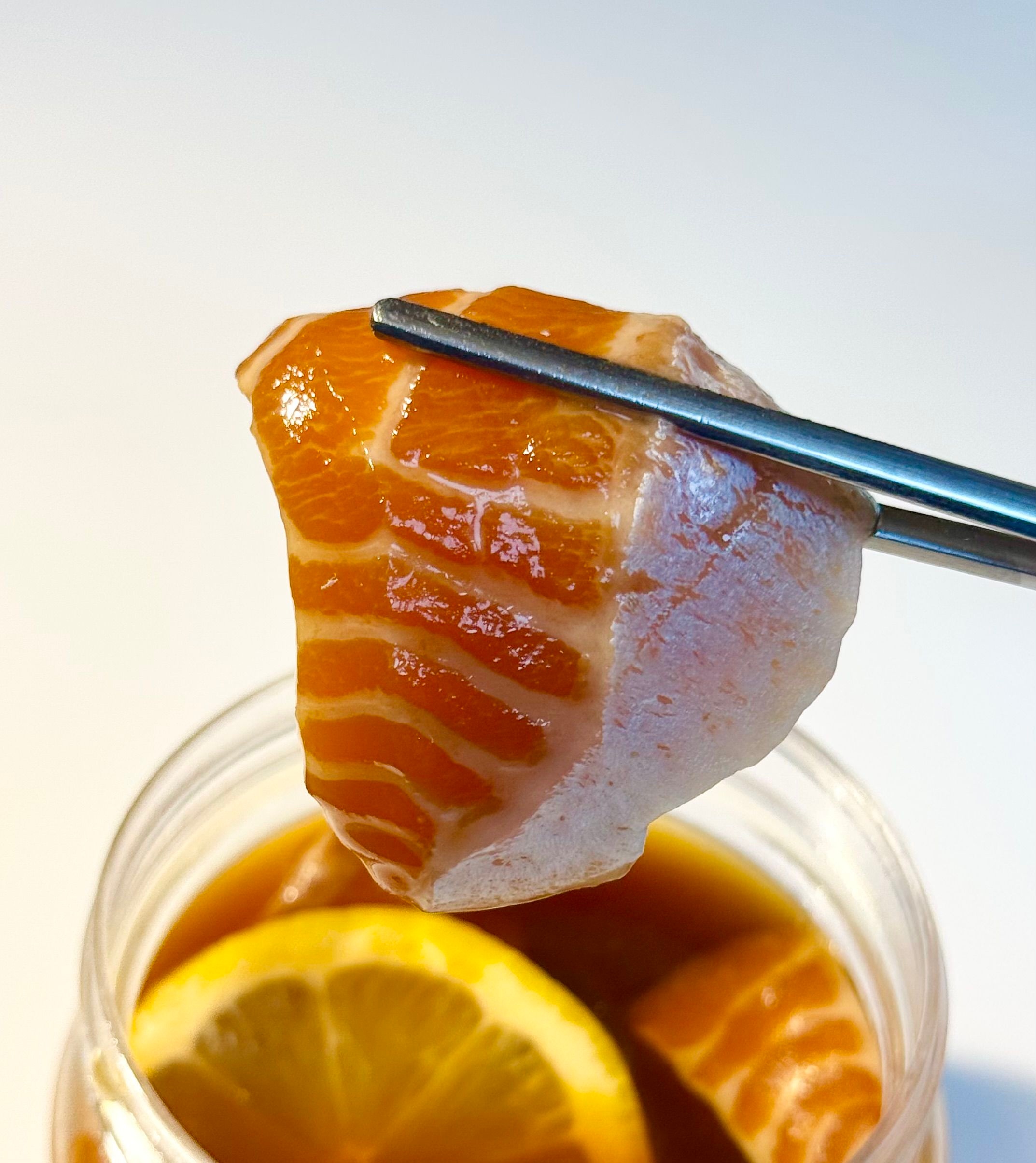 도도동 짜지않은 생연어장 1kg