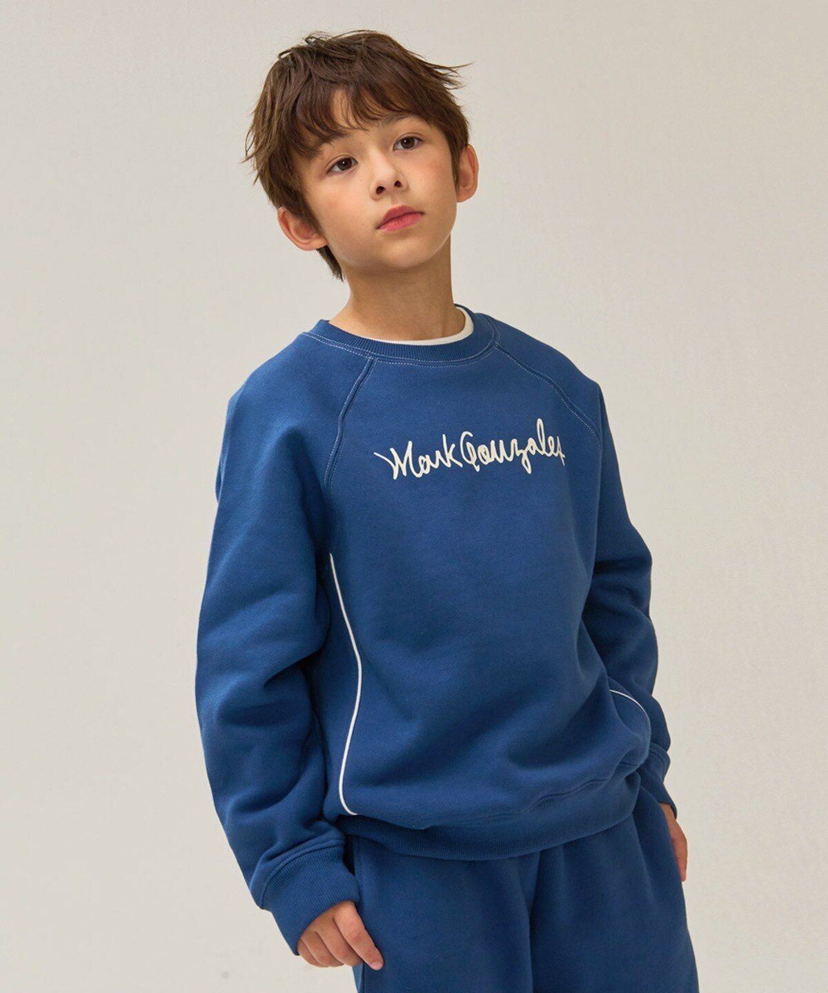 사인로고 라인 맨투맨-다크블루 MG44TM05DB_IC 850367