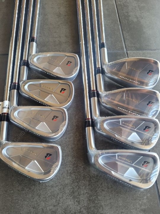 투어스테이지 브리지스톤 V300 9세대 8아이언 950R 정품 AS가능